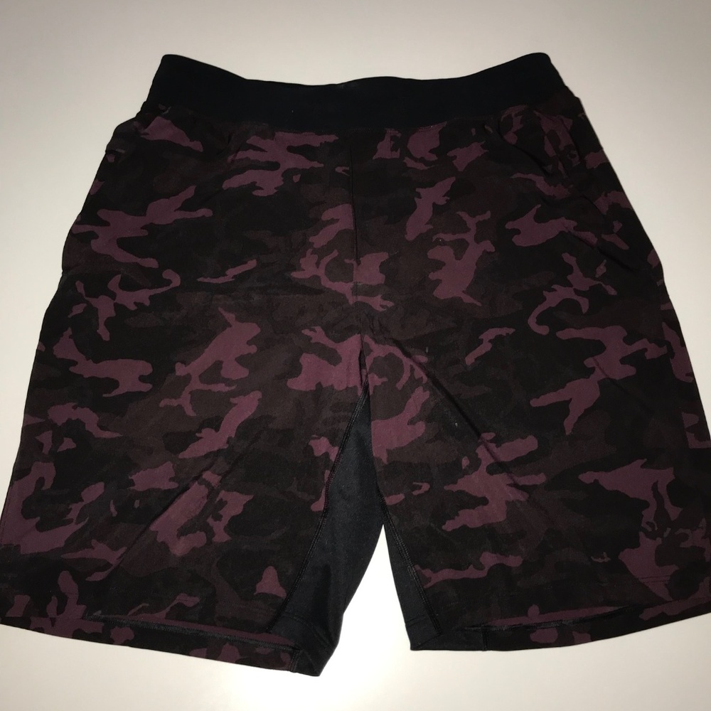 NWOT Lululemon Men T.H.E. Shorts 9" Linerless Camo